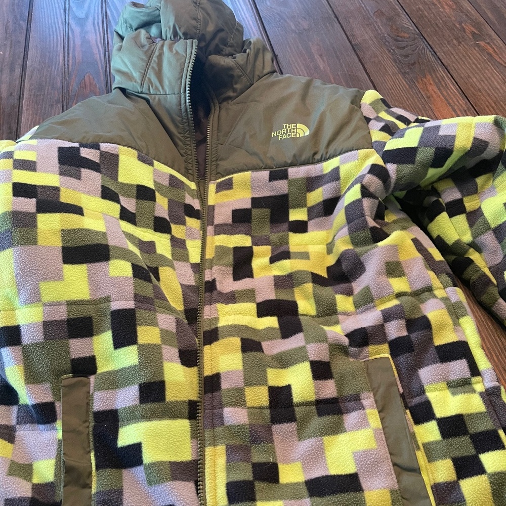The North Face boys reversible coat XL 18/20 Excellent